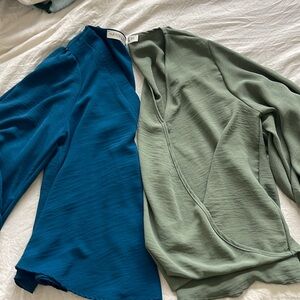 Bundle of 2 dressy blouses 💙💚 v neck